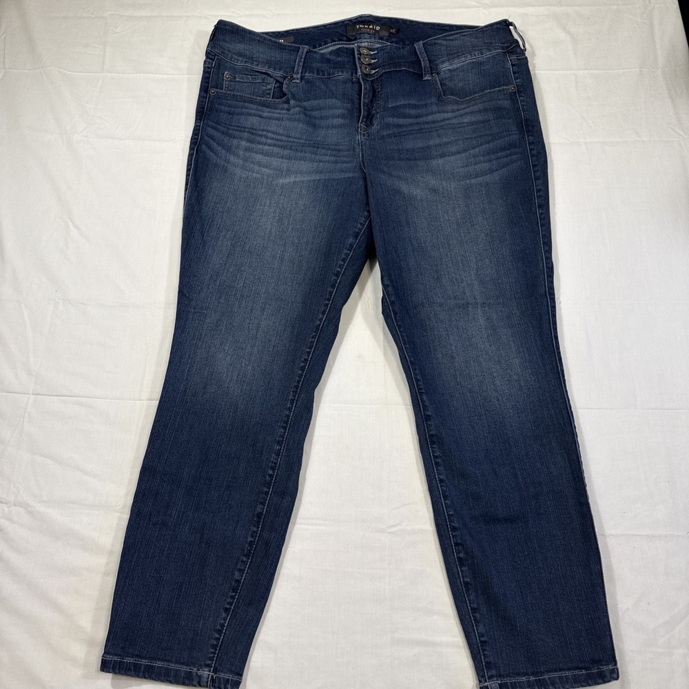 JEANS CURVY SKINNY  WOMENS 20Torrid Denim DARK  Wash‎
